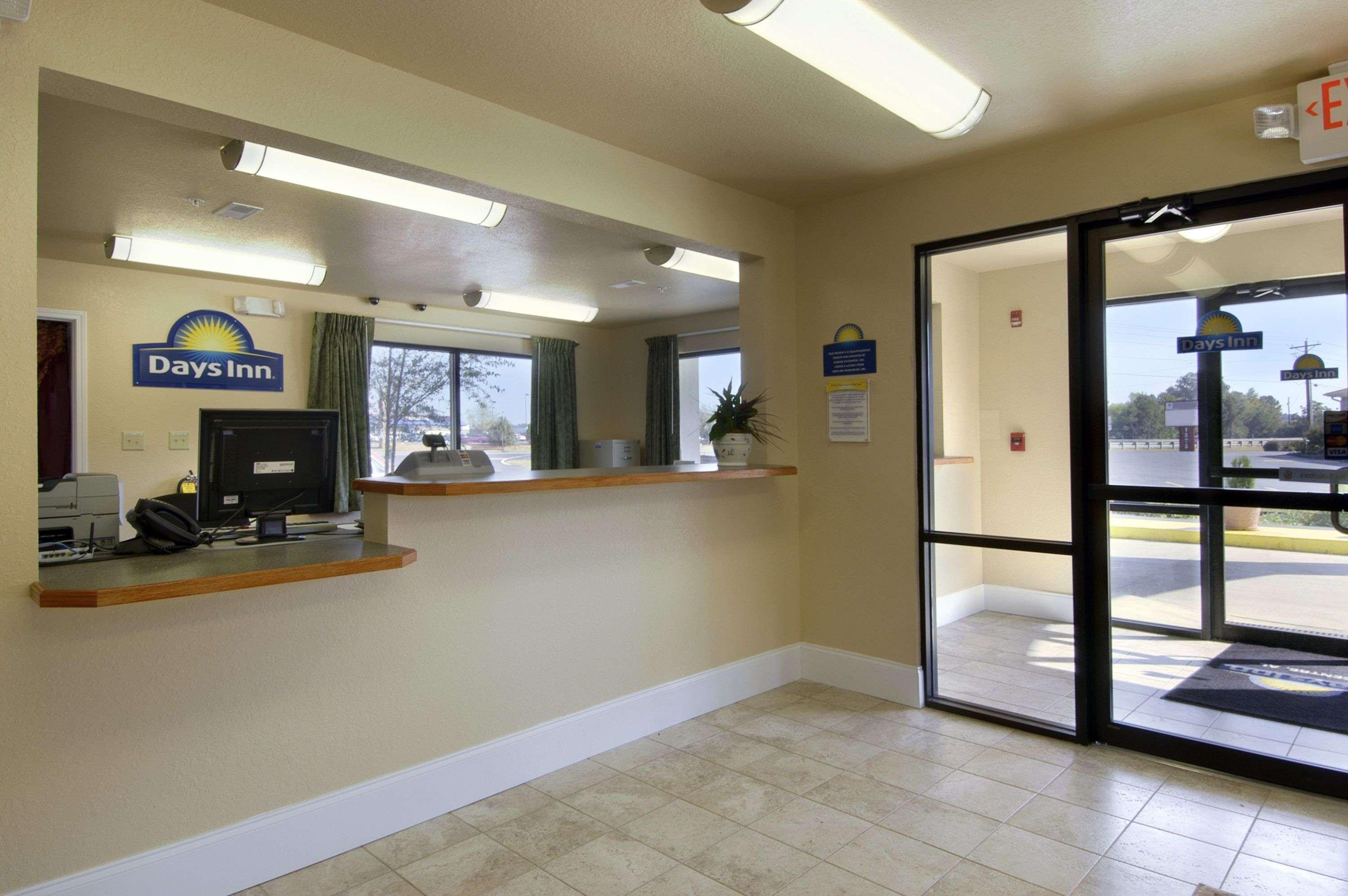 Days Inn Of Centre Luaran gambar