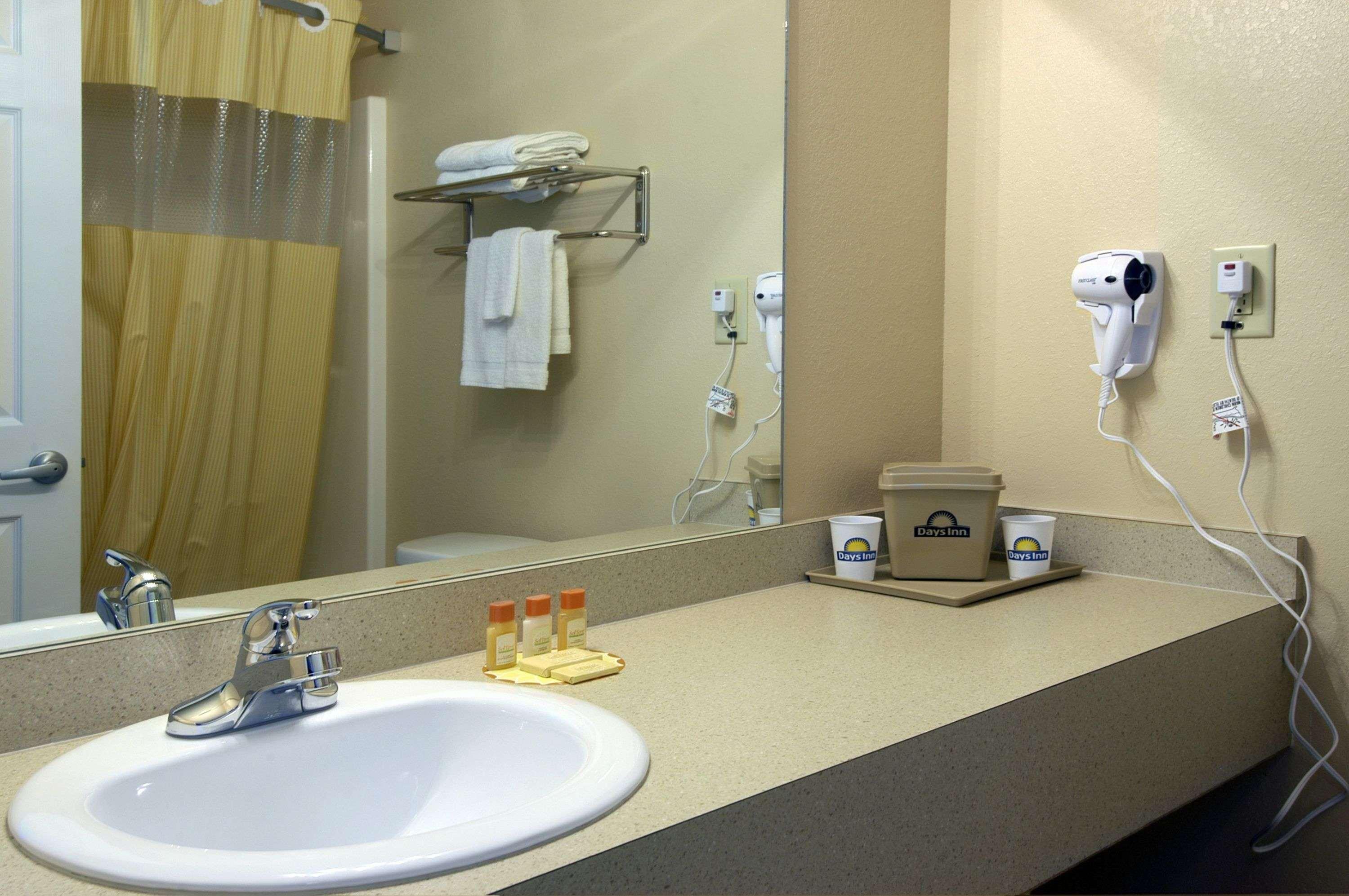 Days Inn Of Centre Bilik gambar